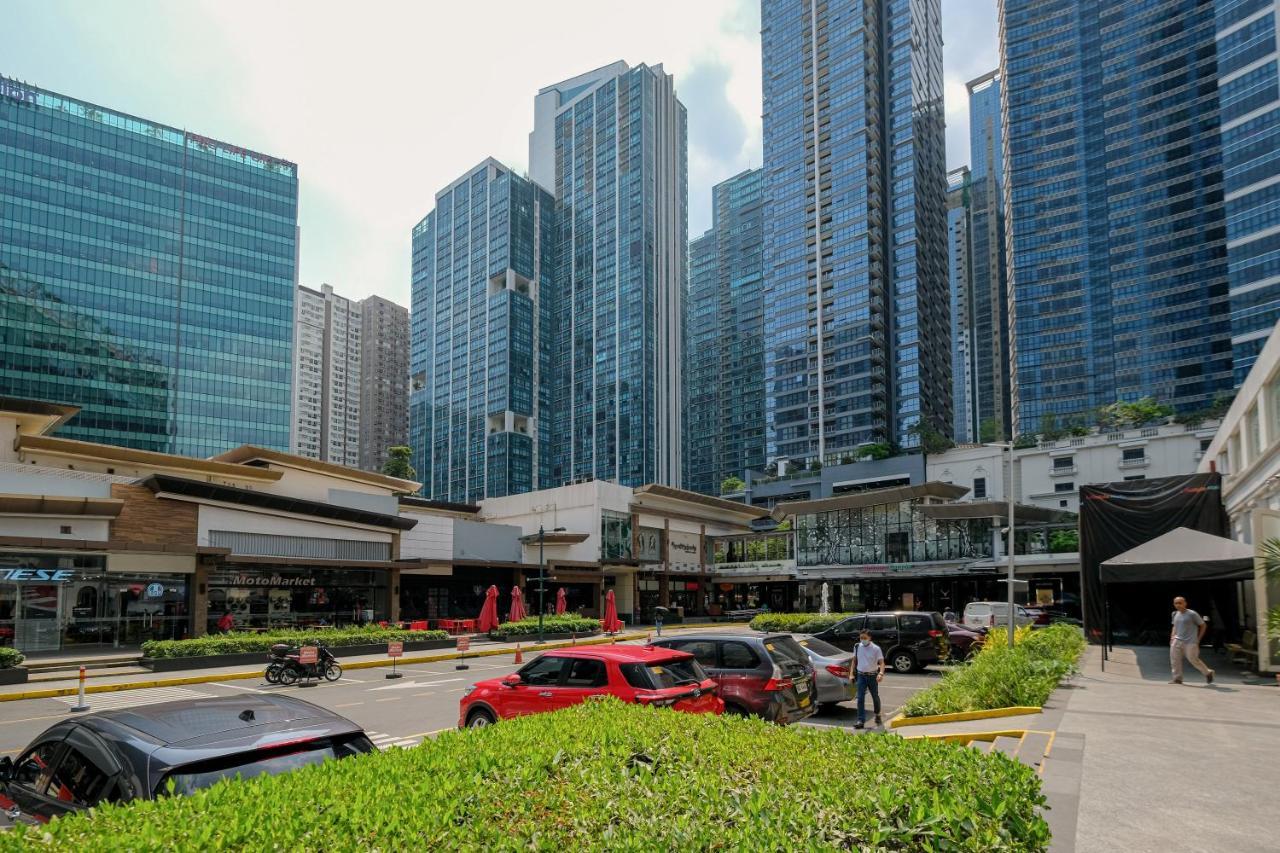 Cityscape View 2Br In Uptown Bgc W 200Mbps Wifi Тагуиг Екстериор снимка