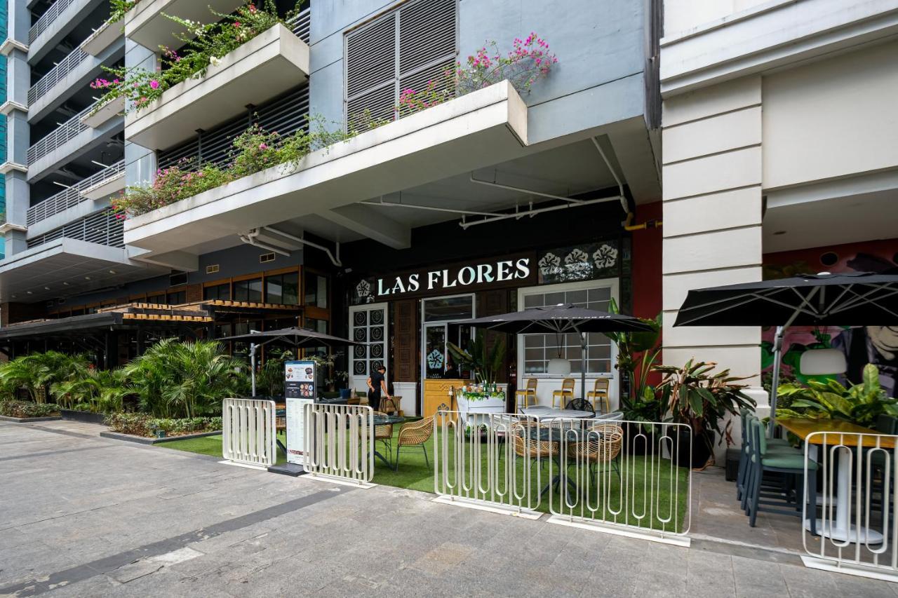 Cityscape View 2Br In Uptown Bgc W 200Mbps Wifi Тагуиг Екстериор снимка