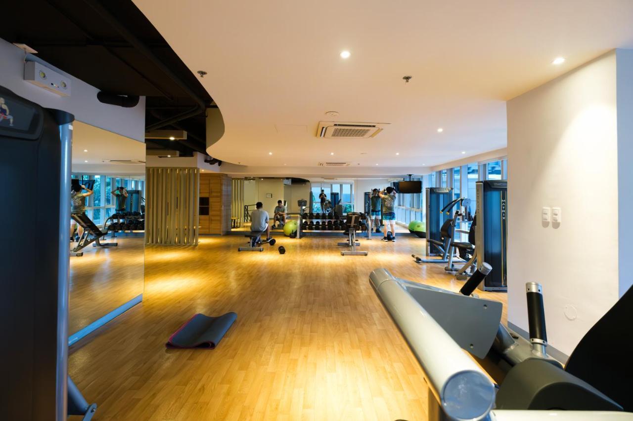 Cityscape View 2Br In Uptown Bgc W 200Mbps Wifi Тагуиг Екстериор снимка