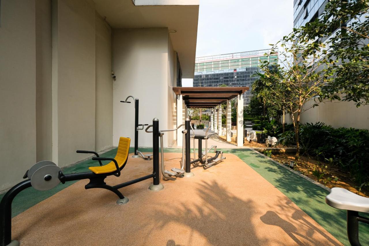 Cityscape View 2Br In Uptown Bgc W 200Mbps Wifi Тагуиг Екстериор снимка
