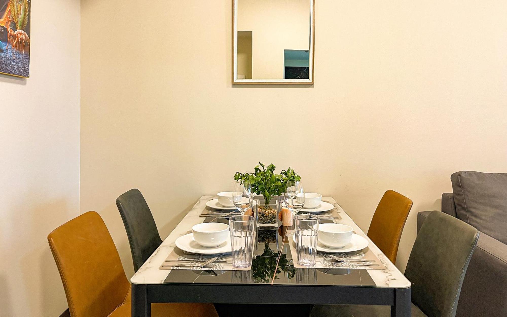 Cityscape View 2Br In Uptown Bgc W 200Mbps Wifi Тагуиг Екстериор снимка