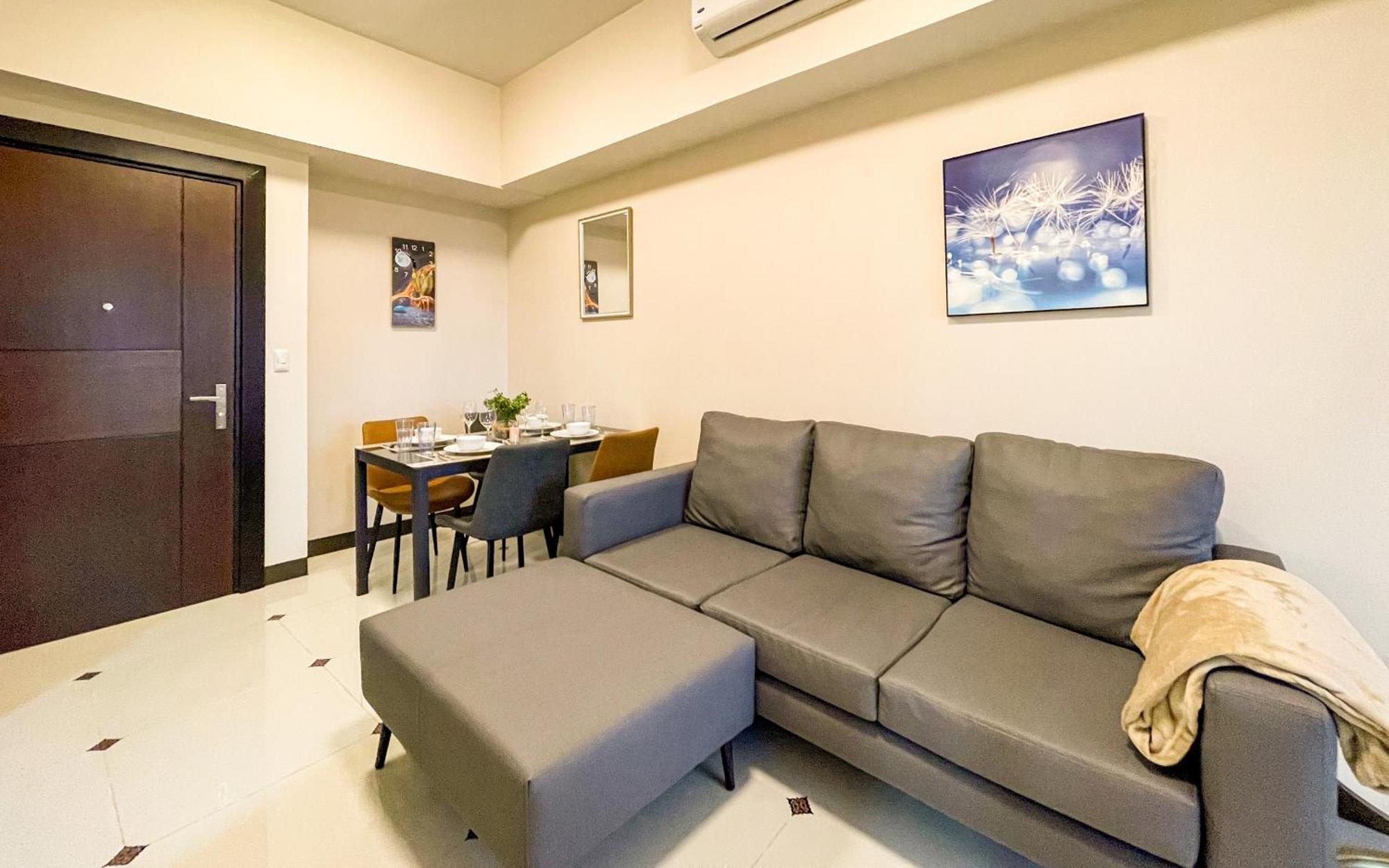 Cityscape View 2Br In Uptown Bgc W 200Mbps Wifi Тагуиг Екстериор снимка
