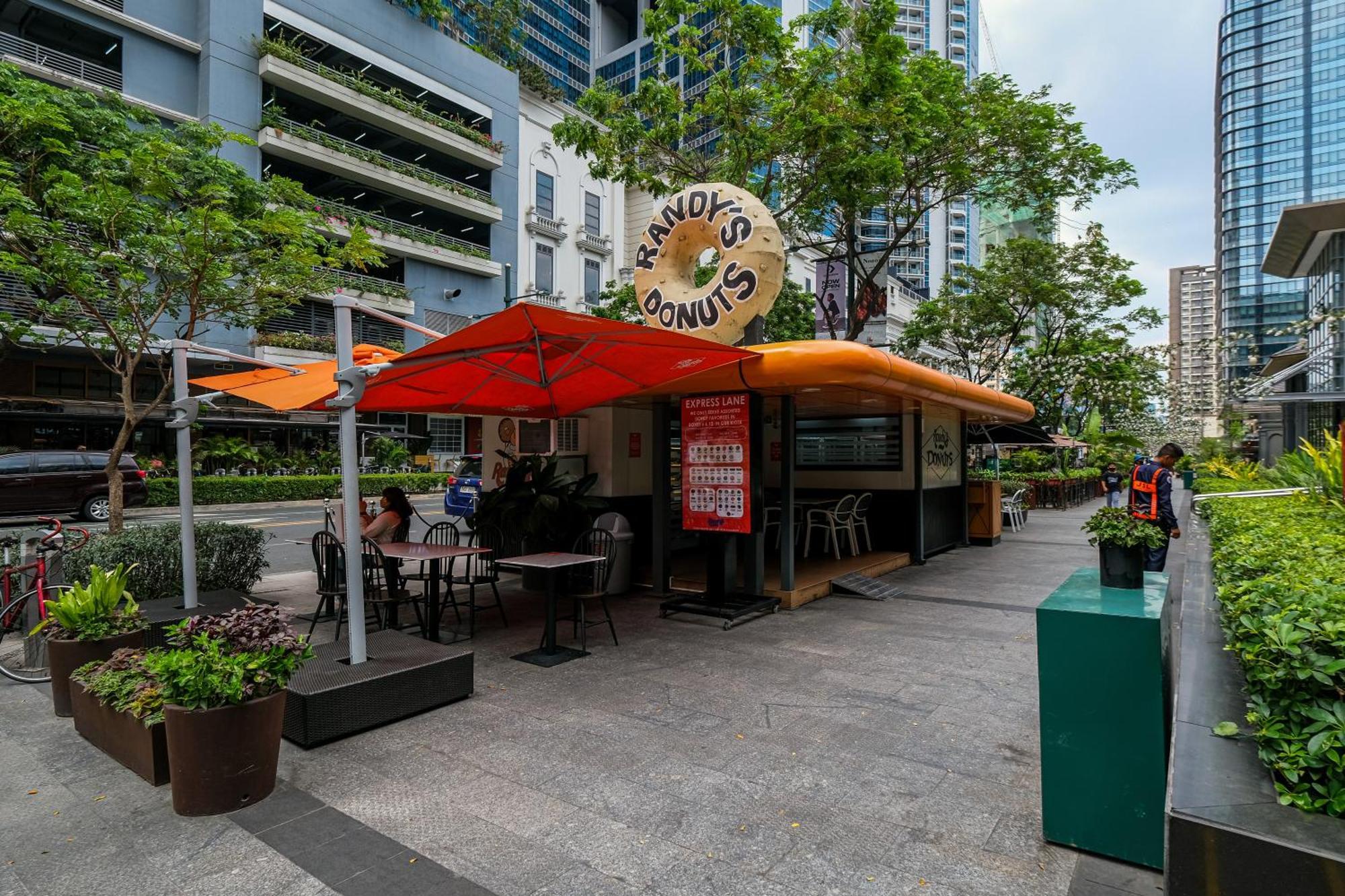 Cityscape View 2Br In Uptown Bgc W 200Mbps Wifi Тагуиг Екстериор снимка